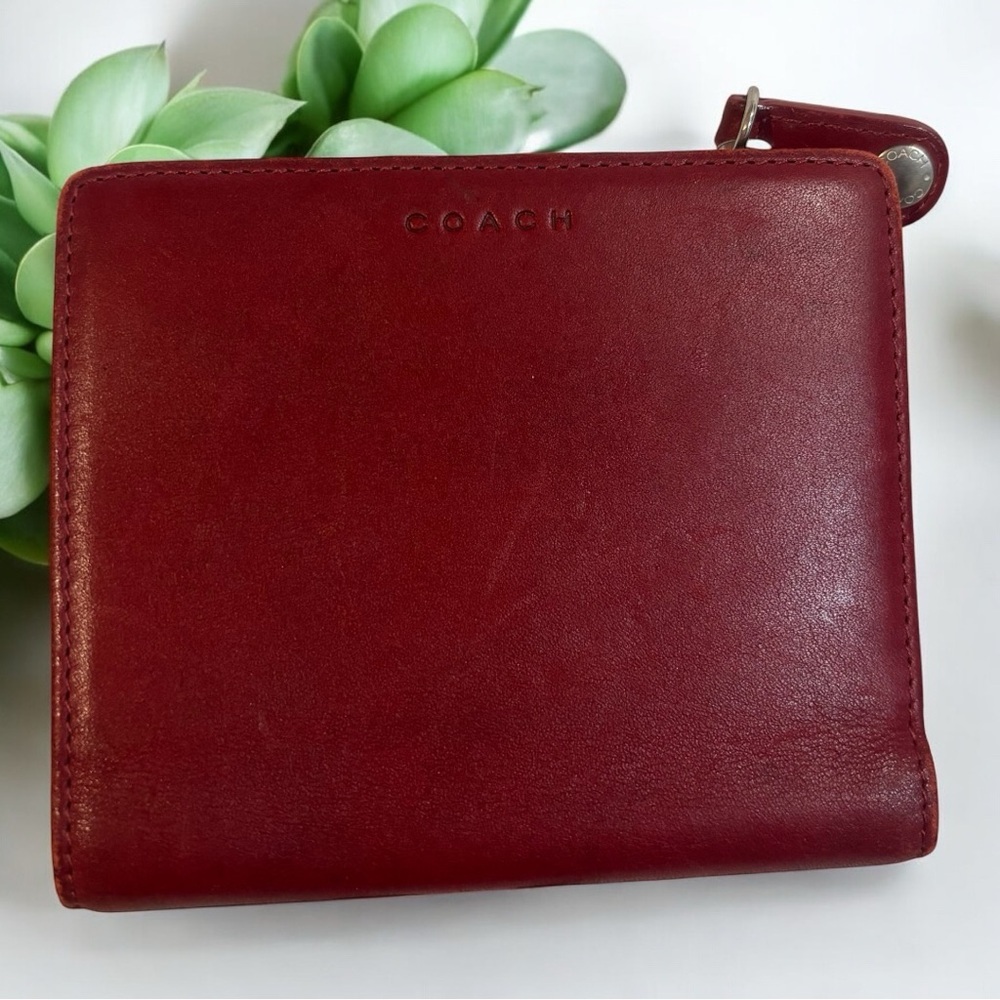Vintage Coach Red Leather Zip Around Coin and card Wallet Purse RARE